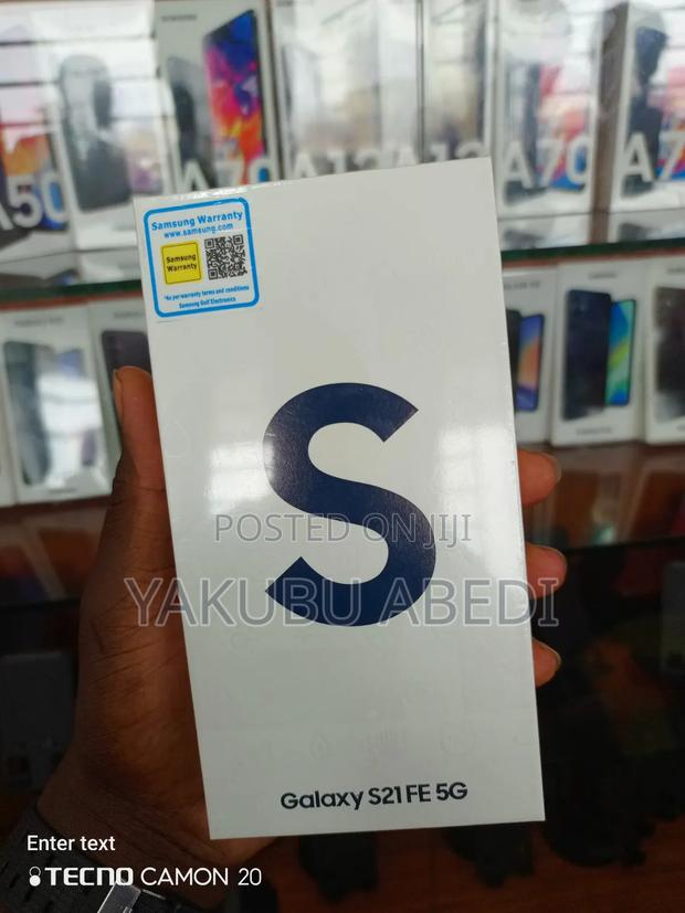 New Samsung Galaxy S21 FE 128 GB Black · Photo 3