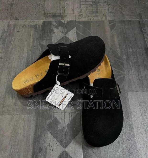 Boston Birkenstock Suede Black · Photo 3