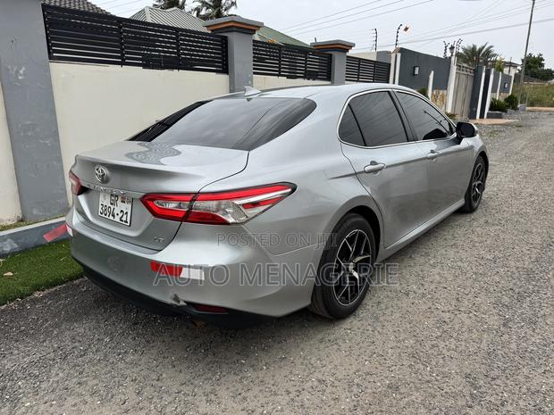 Toyota Camry LE (2.5L 4cyl 8A) 2019 Silver