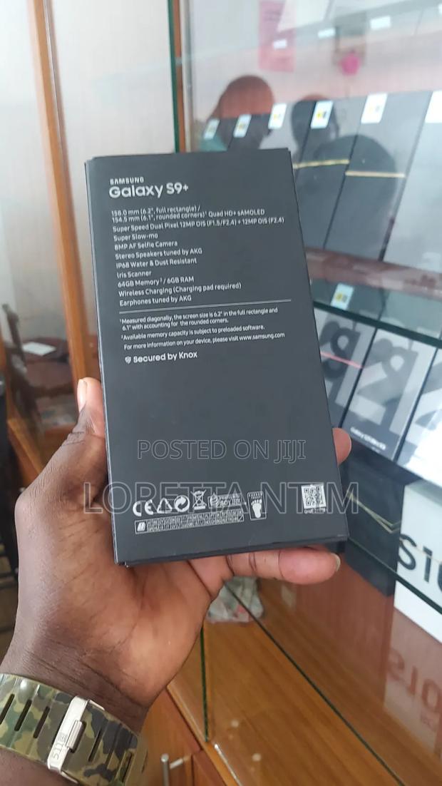 New Samsung Galaxy S9 Plus 64 GB Black photo 2