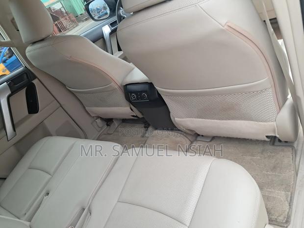 Toyota Land Cruiser Prado 2.7 2018 White