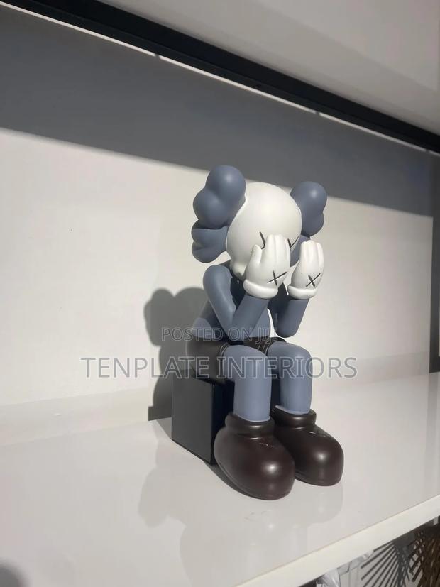 Kaws Companion (Sitting)