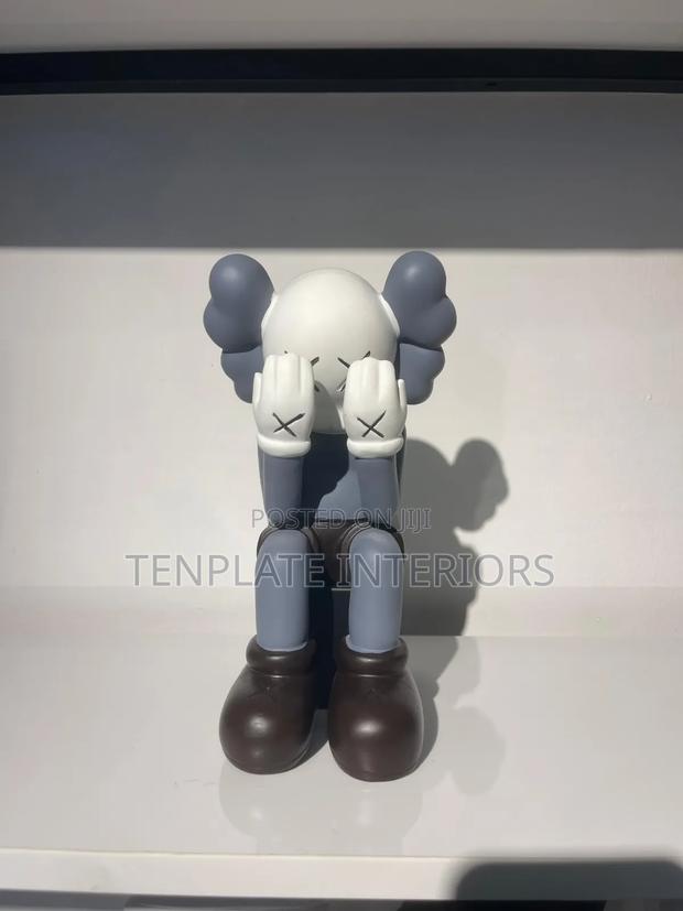 Kaws Companion (Sitting) photo 2