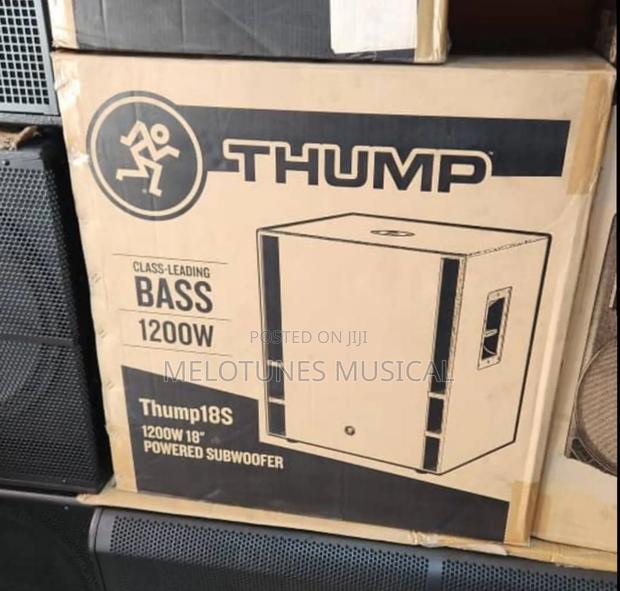 Mackie Thump 18 1200watt Active Pair of Bass Speakers · Photo 3