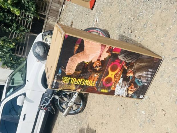 Extra Powerful Partybox 710 Speaker on Sale · Photo 2