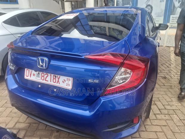 Honda Civic 2018 Blue