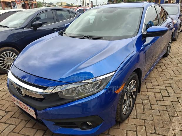 Honda Civic 2018 Blue