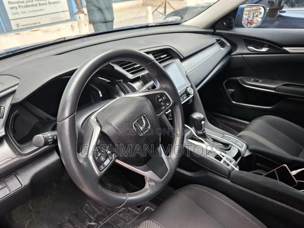 Honda Civic 2018 Blue