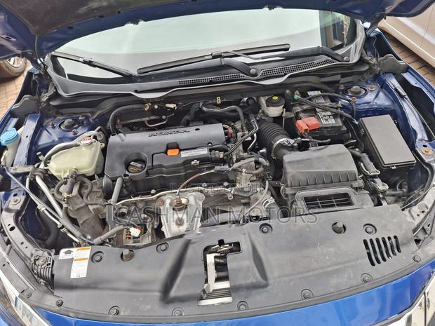 Honda Civic 2018 Blue