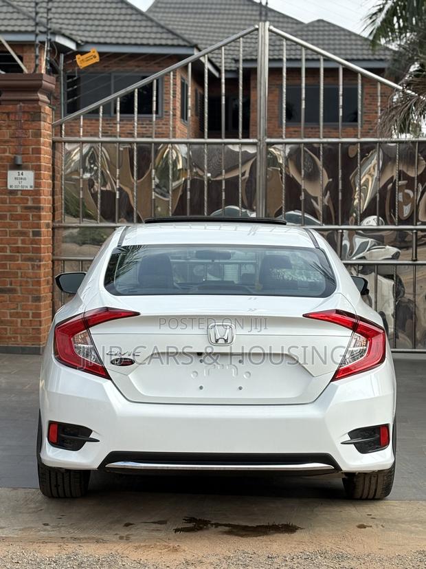 Honda Civic EX Sedan 2020 White