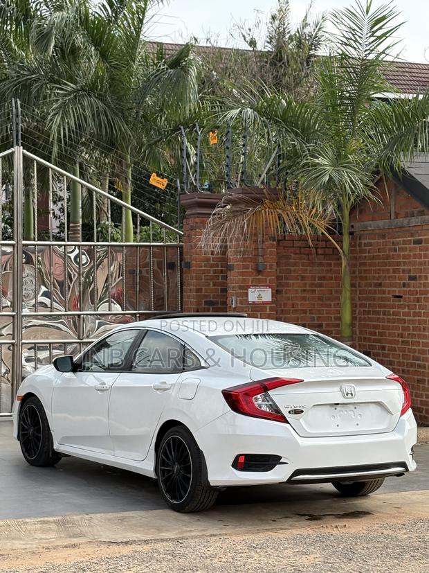 Honda Civic EX Sedan 2020 White