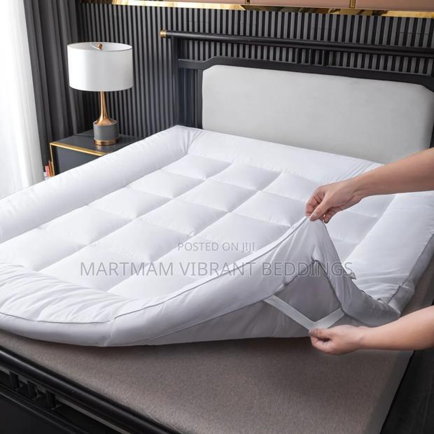 Quality Queen Size Mattress Topper
