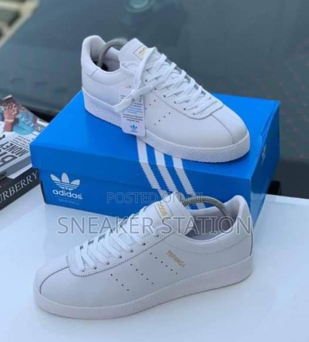 Adidas Topanga White Sneaker · Photo 4