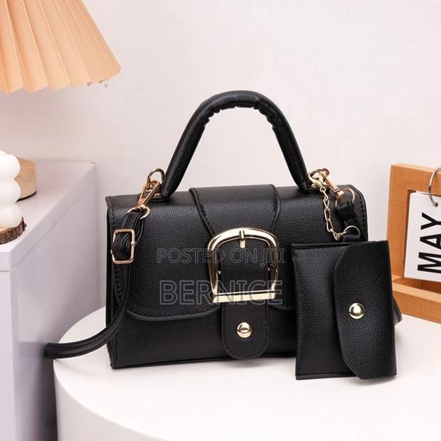 Classic Handbag photo 6