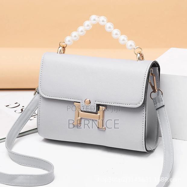 Georgia's Handbag photo 3