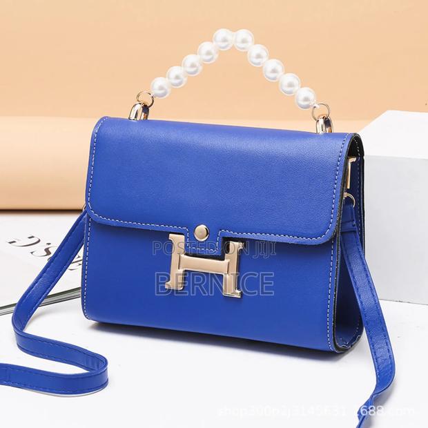 Georgia's Handbag photo 4