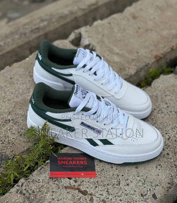 Reebok Classic Revenge Sneakers · Photo 4