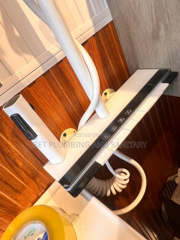 Uk Made Sensor Shower_4in1 Led Bathroom Shower_digital Shower · Photo 3