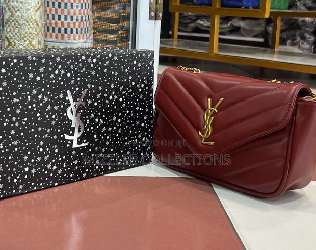 Quality Ladies Saint Laurent Bag Fully Boxed · Photo 3