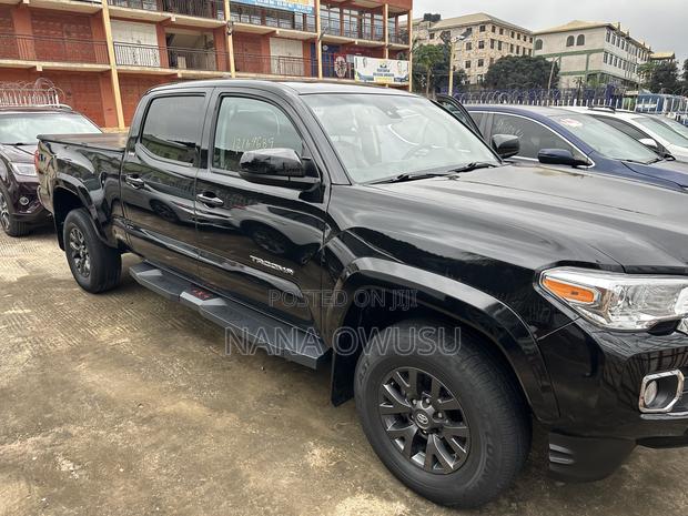 Toyota Tacoma Limited Double Cab 5' Bed V6 AT 2023 Black photo 7