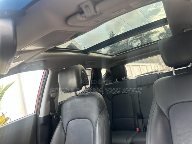 Hyundai Santa Fe SE Ultimate AWD 2017 Red