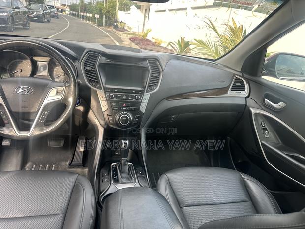 Hyundai Santa Fe SE Ultimate AWD 2017 Red