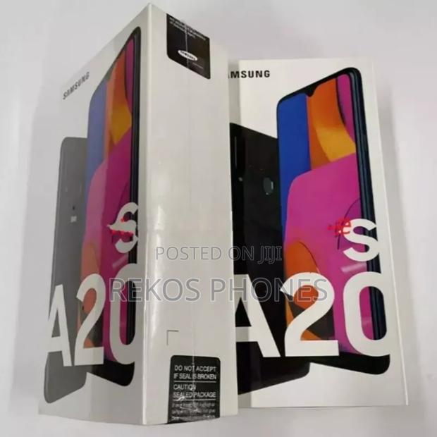 New Samsung Galaxy A20s 64 GB Black photo 2