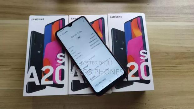 New Samsung Galaxy A20s 64 GB Black photo 4