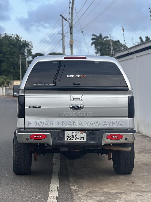 Ford F-150 Lariat 2011 Silver