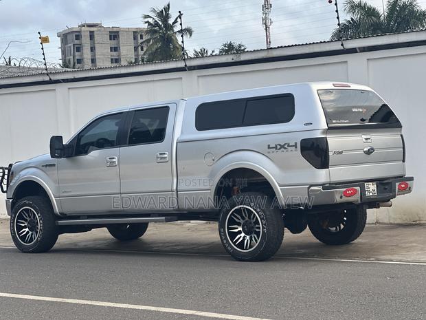 Ford F-150 Lariat 2011 Silver