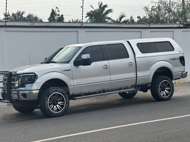 Ford F-150 Lariat 2011 Silver