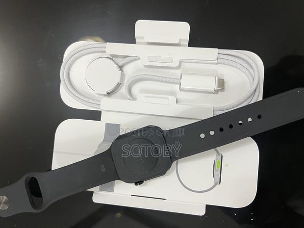Apple Watch Series 10 42mm photo 2