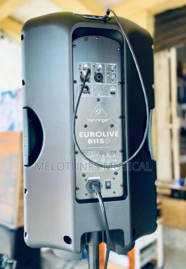 Behringer Eurolive B115d Active 2-Way 15" Pa Speaker System (1pair) · Photo 4