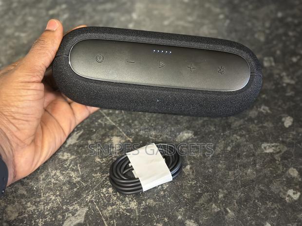 Harman Kardon Luna Portable Waterproof Bluetooth Speaker photo 3