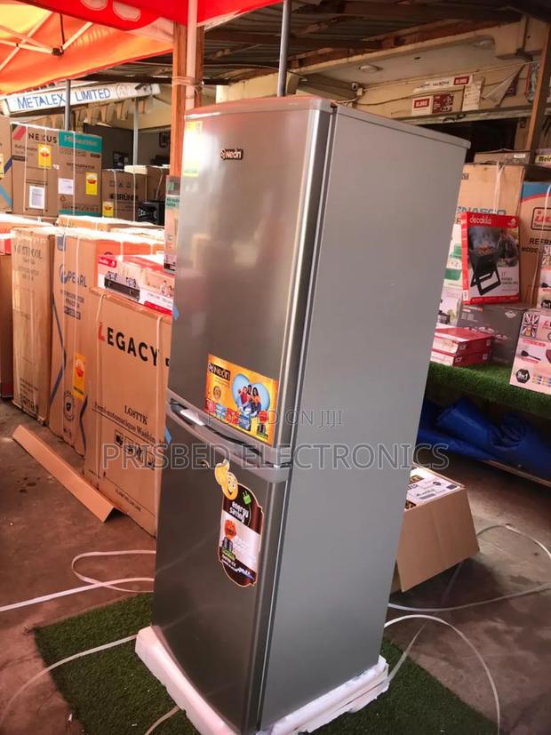 <Neon Durable Double Door Fridge 142 Litres Bottom Freezer photo 7