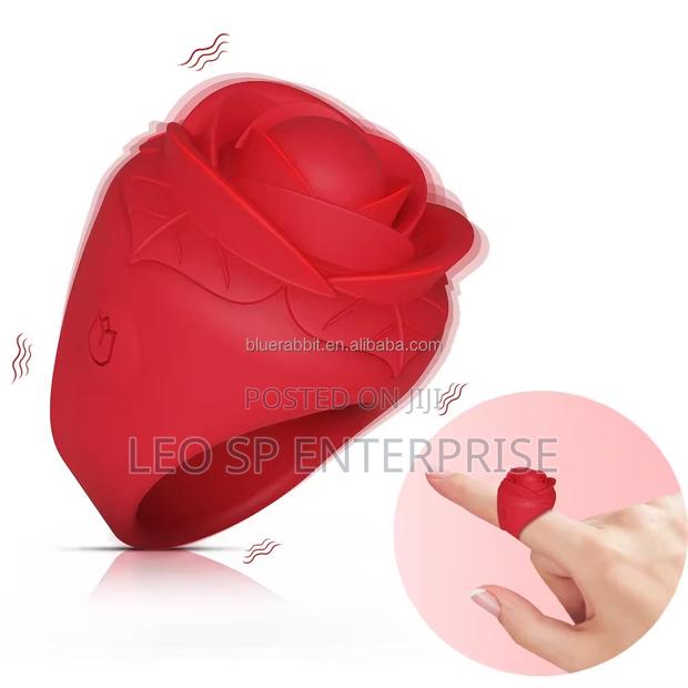 Rose Vibrating Ring · Photo 3