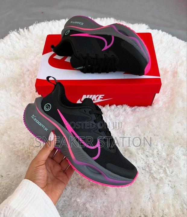 Nike Zoom X Smile Trainers · Photo 3