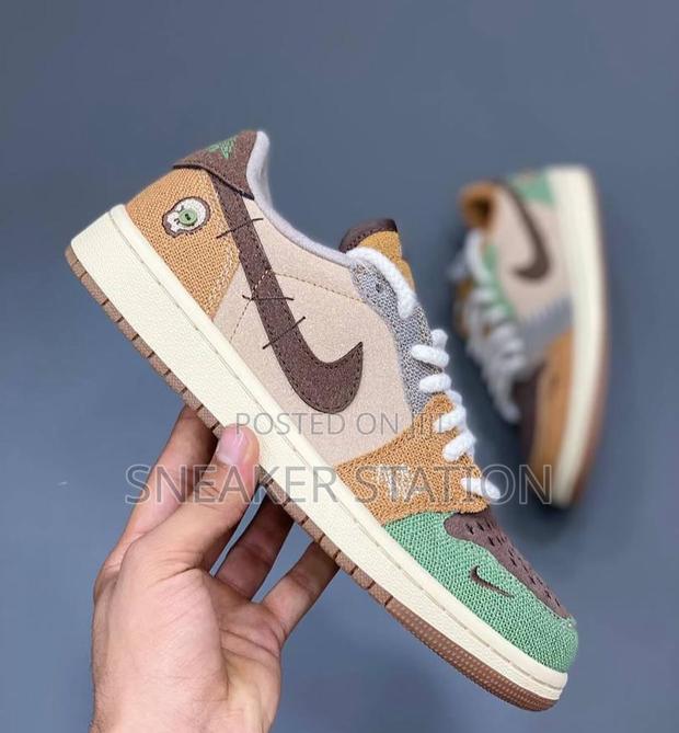 Air Jordan 1 Low Zion Voodoo · Photo 4