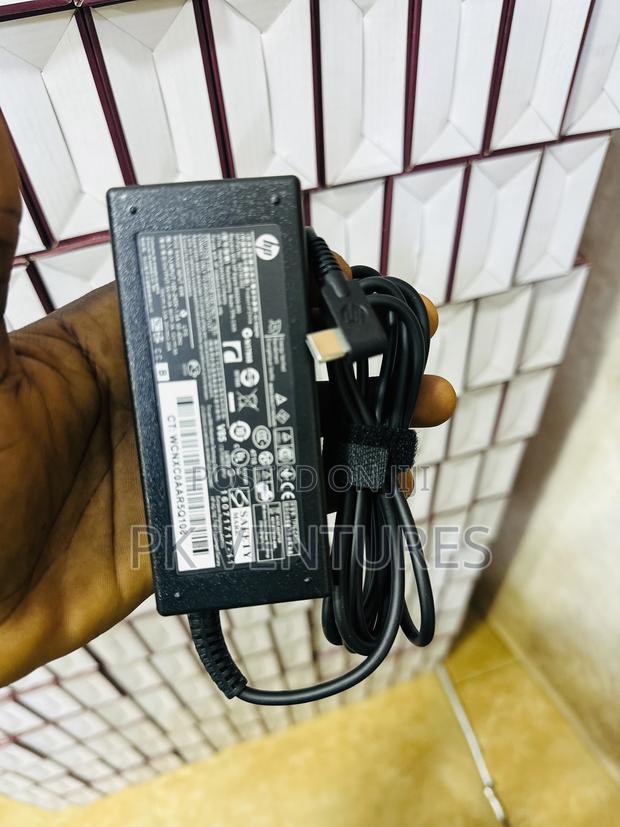 Hp Type C Charger photo 2