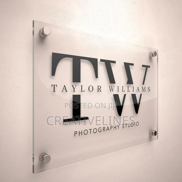Text on Wall Signage · Photo 3