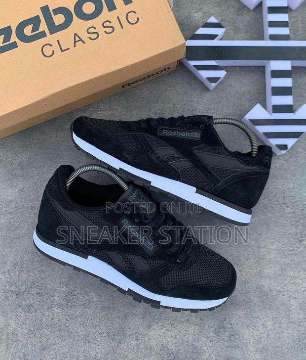 Reebok Classic Sneaker Blac/White · Photo 4