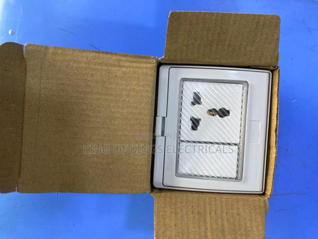 Single Waterproof Socket – Safe Durable Outdoor Power Solution