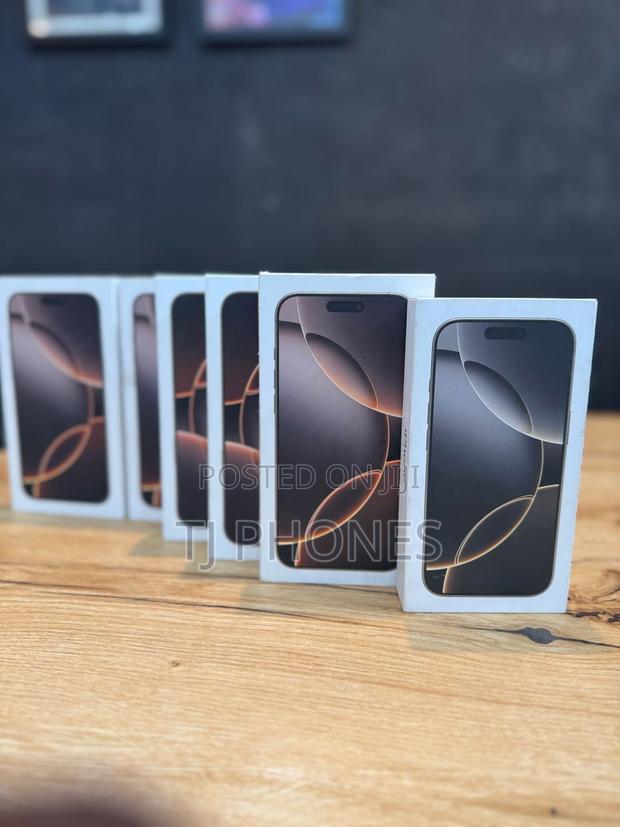 New Apple iPhone 16 Pro Max 512 GB Gold photo 2