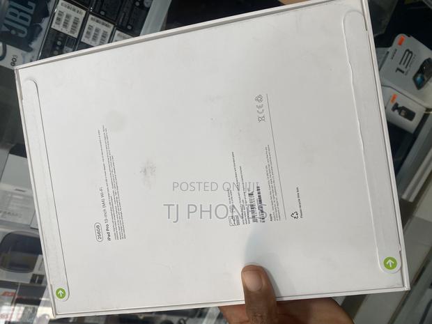 New Apple iPad Pro 13 (2024) 256 GB Black photo 3