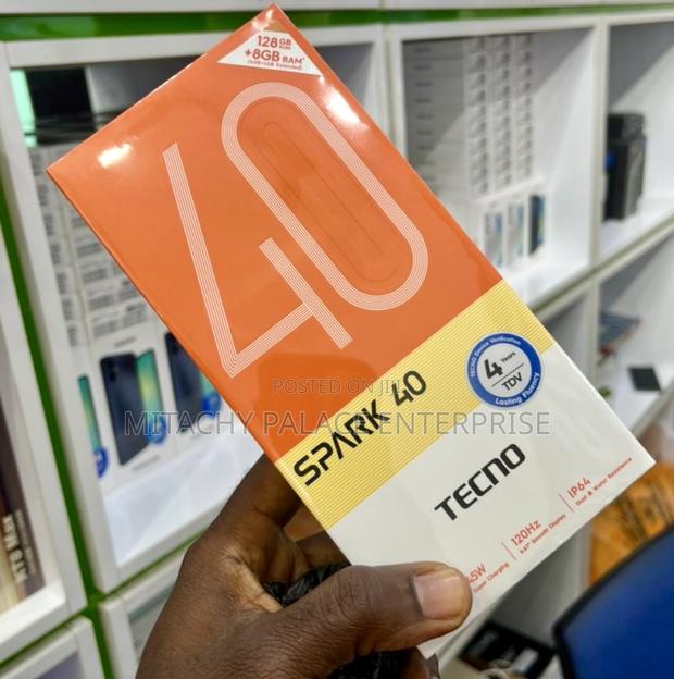 New Tecno Spark 40 128 GB Black