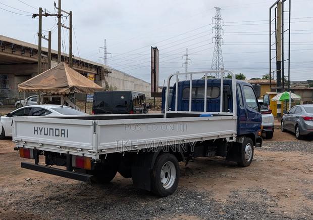Hyundai Mighty 2.5 Ton photo 14