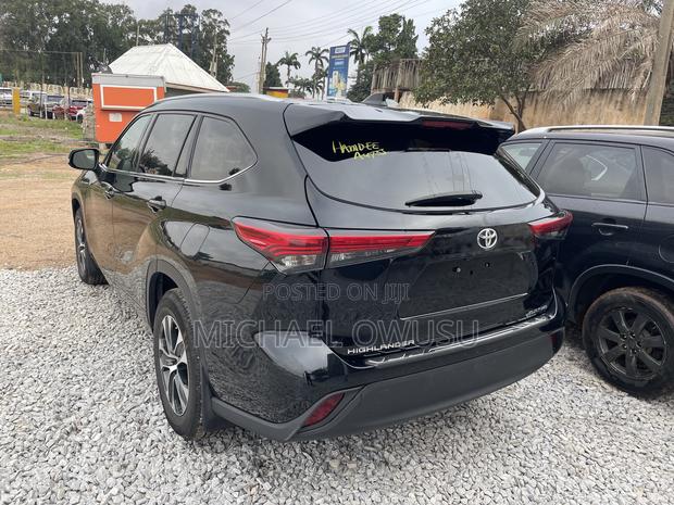 Toyota Highlander 2021 Black