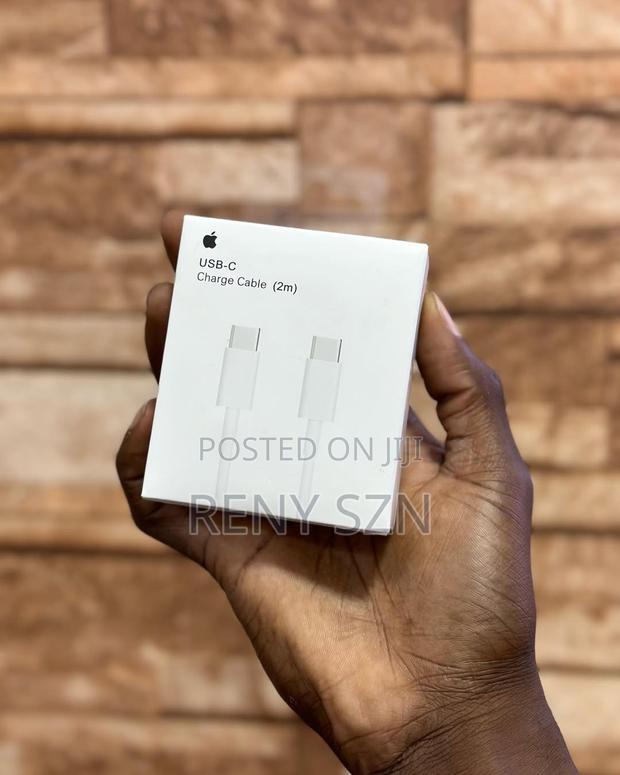 Apple Usb C to C Charge Cable · Photo 3