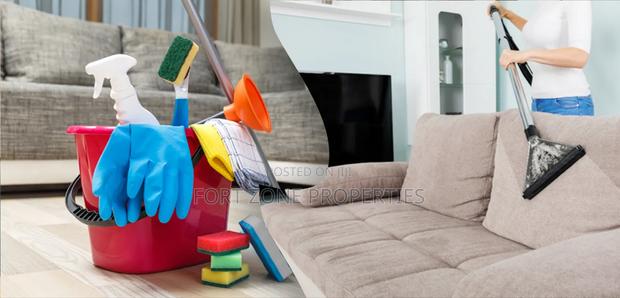 Sofa,Chairs Cleaners in Ghana · Photo 4