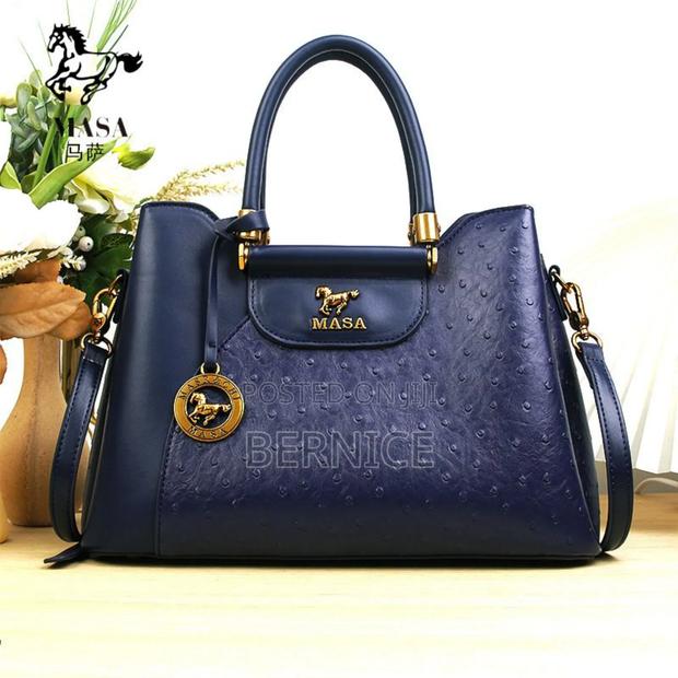 Classy and Elegant Handbag photo 2